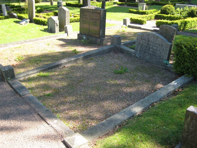 Grave number: BK KV2     7