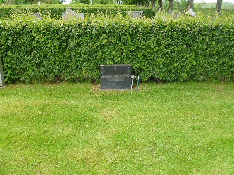 Grave number: ROG B  437