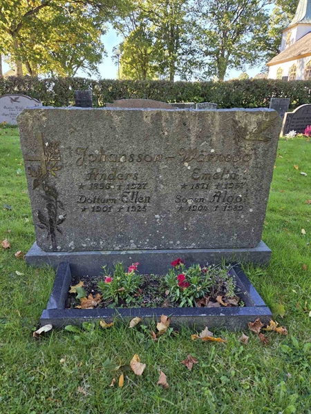 Grave number: T A E  1004-1006
