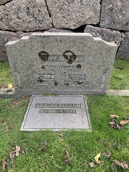 Grave number: H 003  0096, 0097