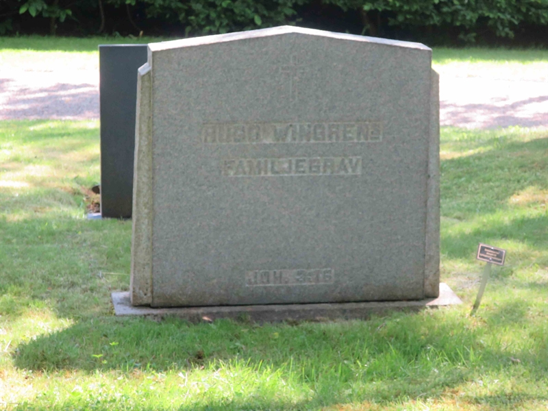 Grave number: HÖB 36     8