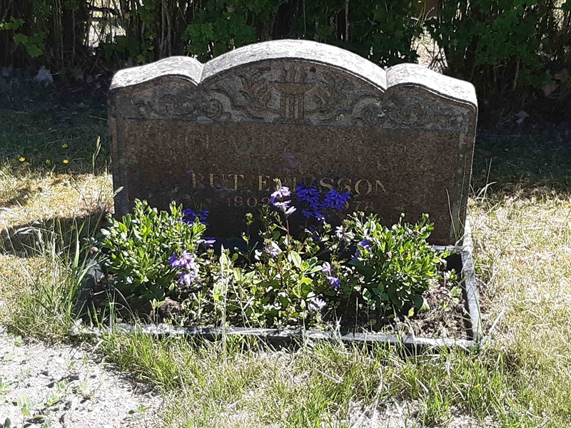 Grave number: JÄ 11    52