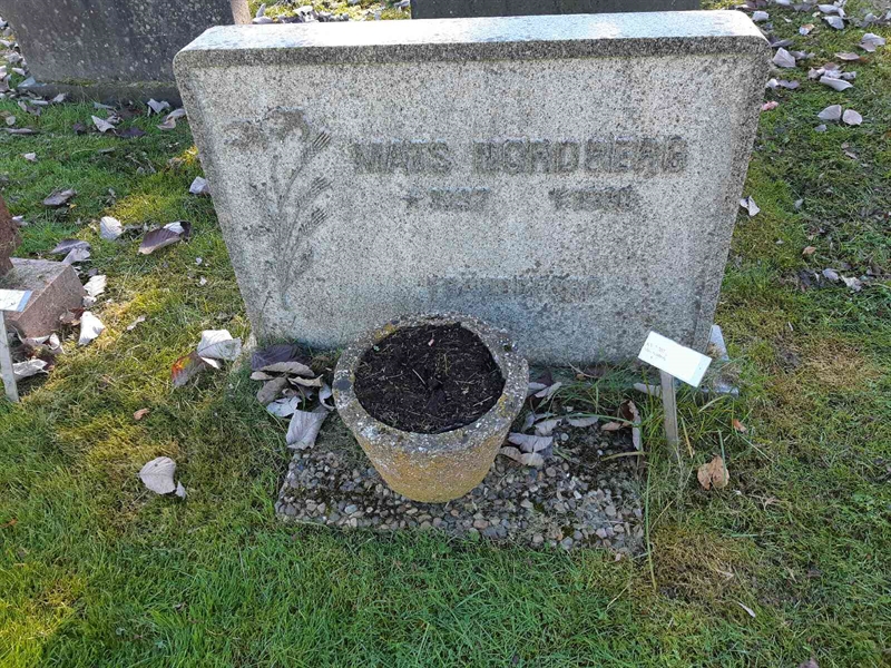 Hautatunnus: Fr 7   707