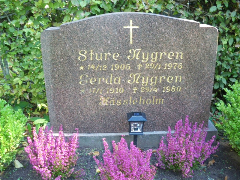 Grave number: SB 34     4