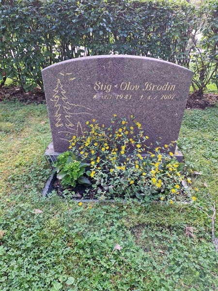 Grave number: 1 KV16     3-4