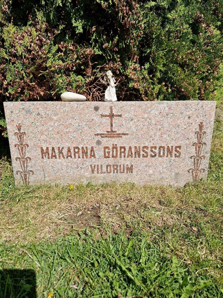 Grave number: 501 27 5405-5406