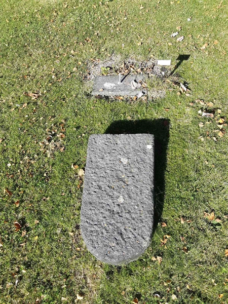 Grave number: Fr 7   580-581