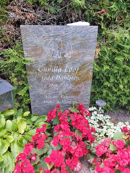 Hautatunnus: 1 D   090