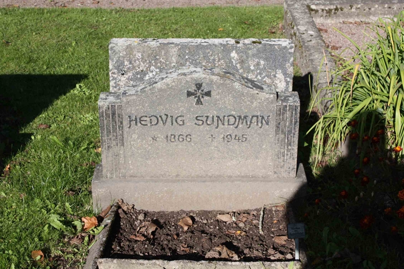Grave number: 1 K F  132