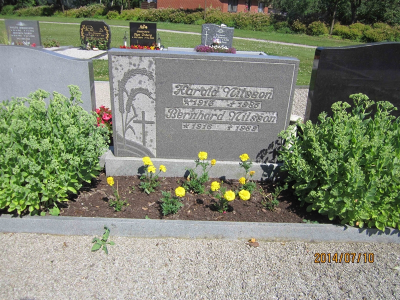Grave number: 8 M 85-86