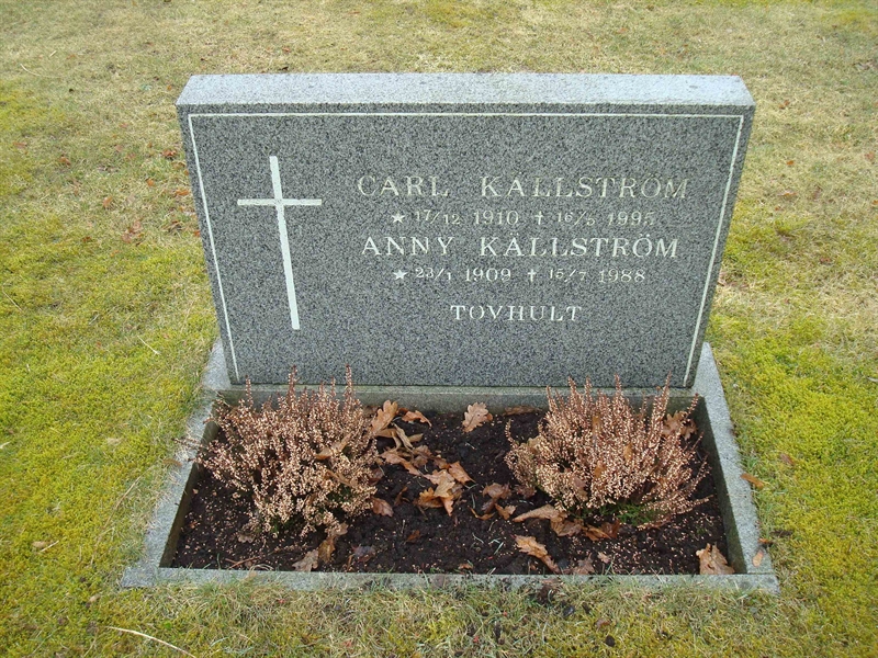 Grave number: BR D   151, 152