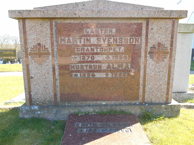 Grave number: VM D    82, 83, 84