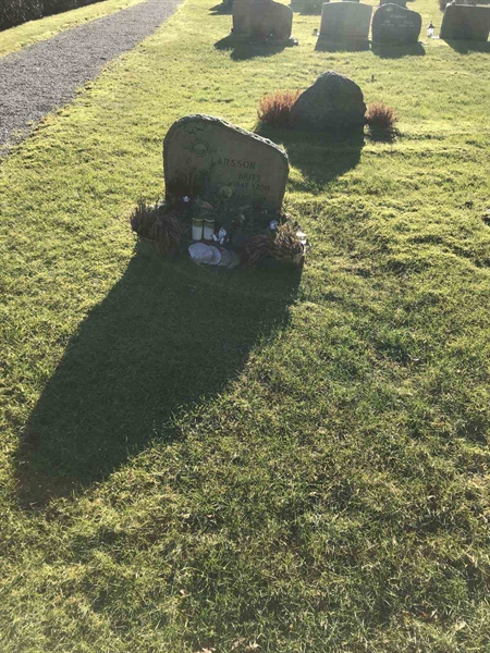 Grave number: SN 03    98