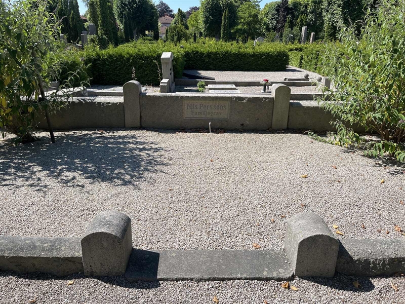 Grave number: NK V    29