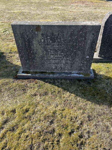 Grave number: 50 F   107A-B