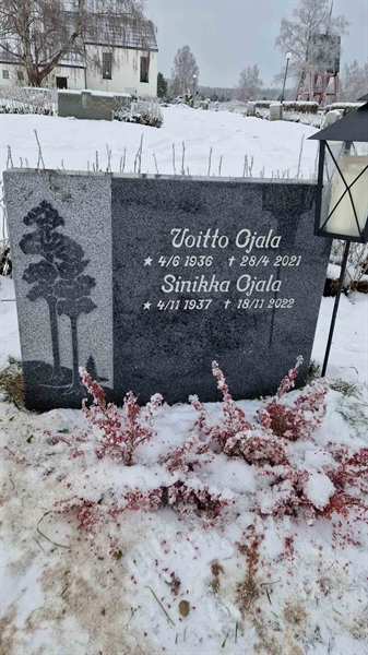 Hautatunnus: 553 A    57A