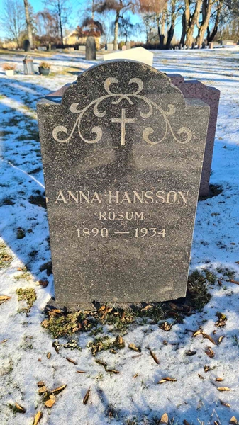 Grave number: M G 05 14