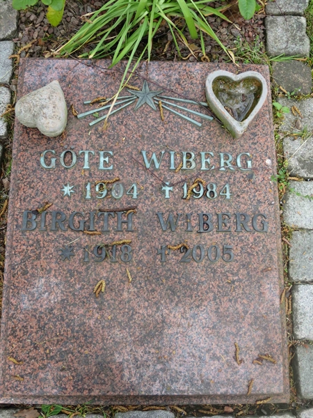 Grave number: HÖB N.UR   406