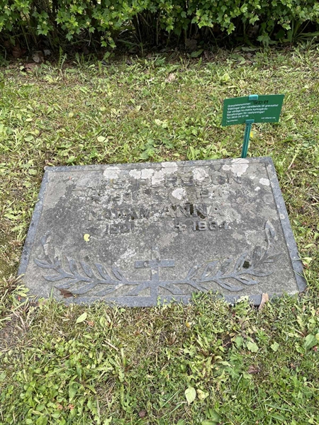 Grave number: 1 U10    89