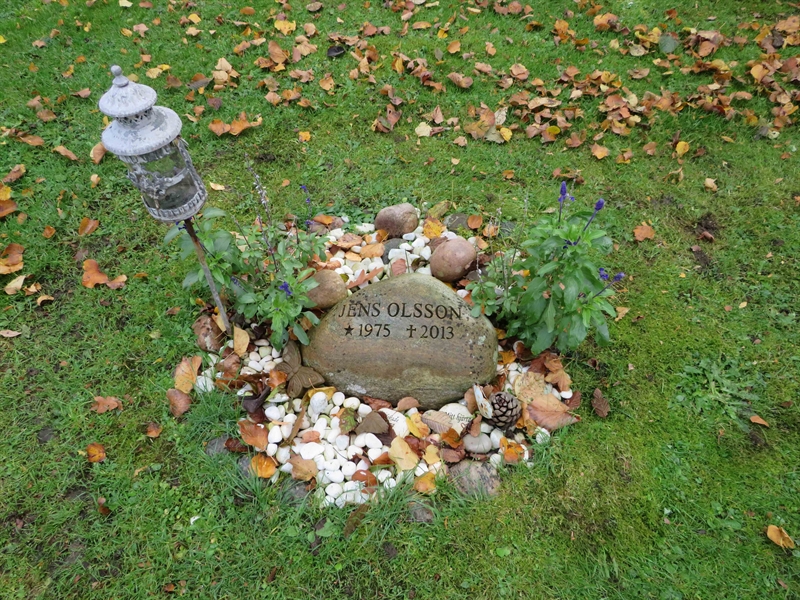Grave number: 1 11  129