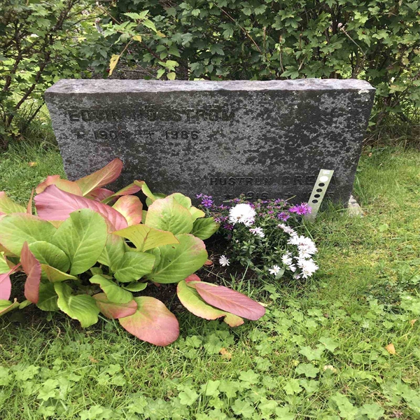 Grave number: DU Ö   144