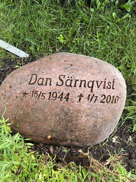 Hautatunnus: 7 09   137