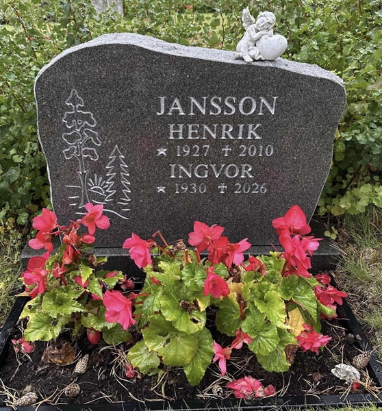 Grave number: 1 GL.9    42