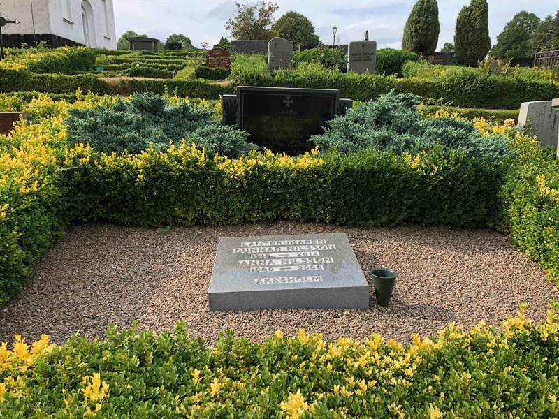 Grave number: Kå 09     5, 6