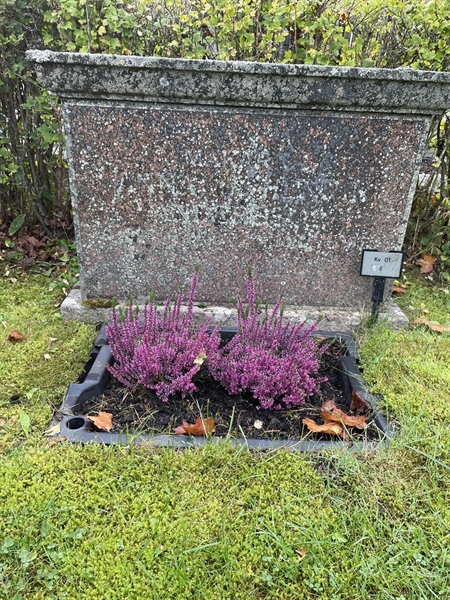 Grave number: 1 O1     6