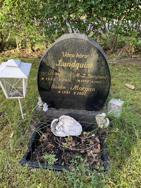 Grave number: 1 KV12   255