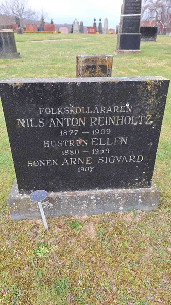 Grave number: VG C    35