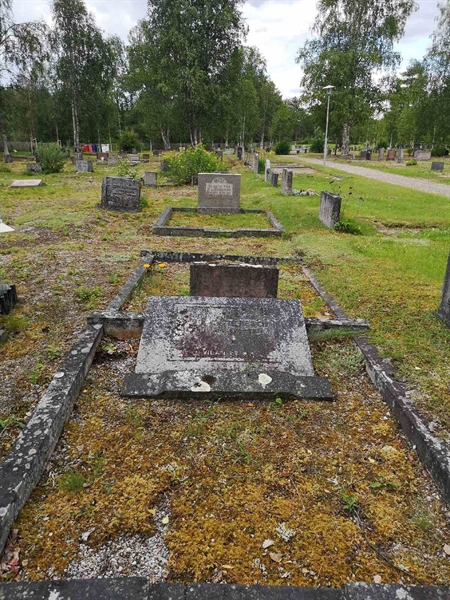 Grave number: SK L     1