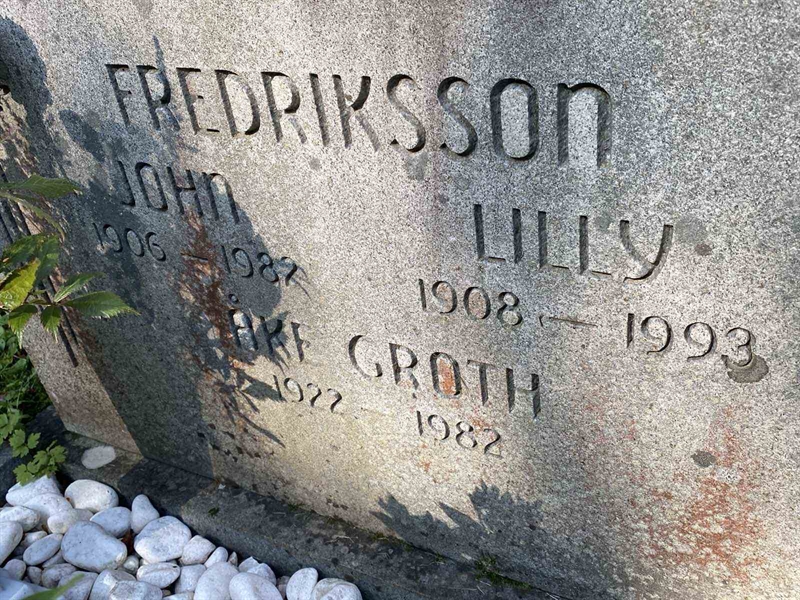 Grave number: 3 13   265