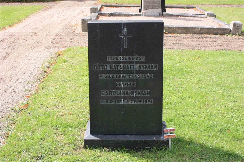 Grave number: Ö 03y    61, 62