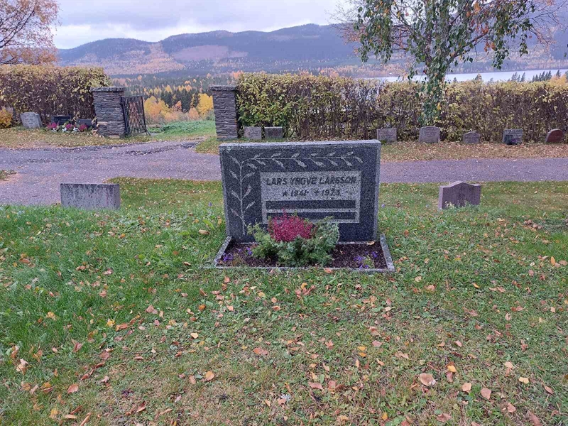 Grave number: NY H 118