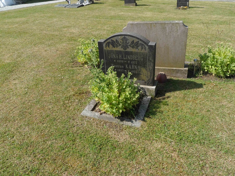 Grave number: ÖV B    51