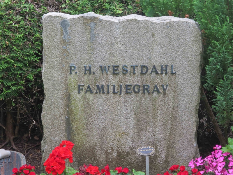 Grave number: HÖB 64    19
