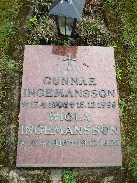 Grave number: HÖB N.UR    54