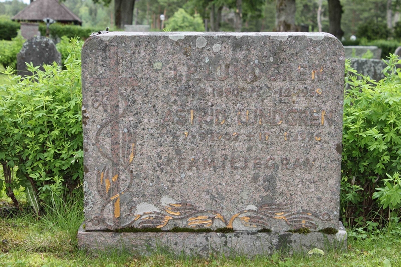 Grave number: GK MAGDA    31, 32