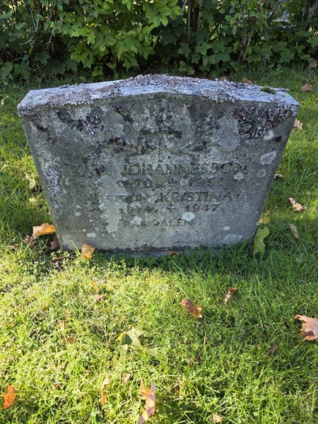 Grave number: T A E   921-922