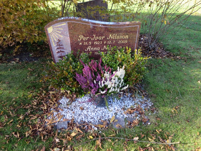 Grave number: HNB III    26
