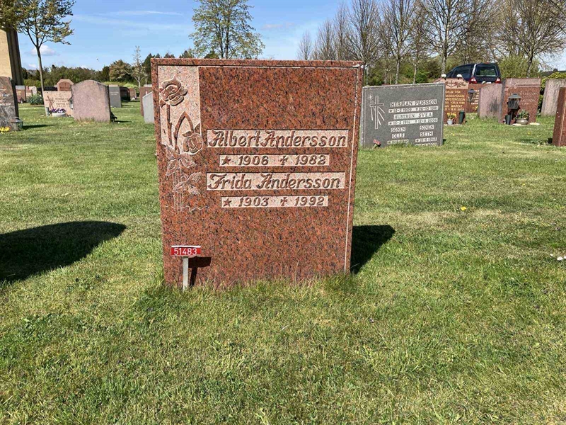 Grave number: R 01 657