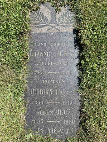 Grave number: EK D 2    39