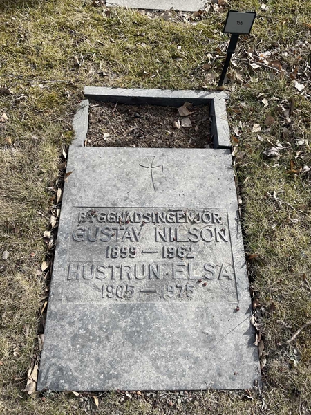Grave number: 2 155