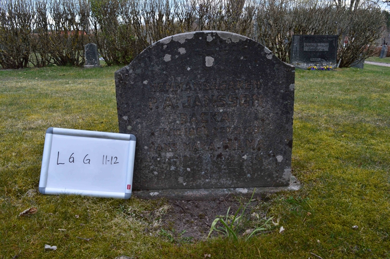 Grave number: LG G    11, 12