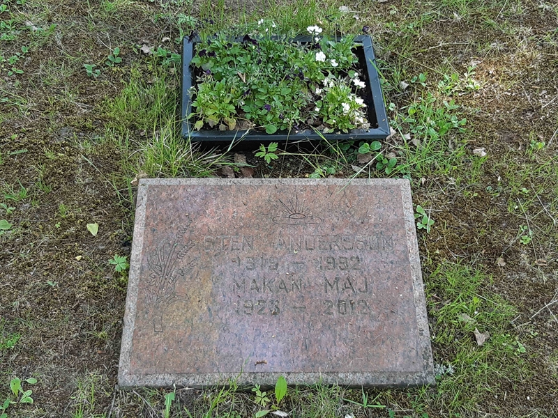 Grave number: KA 15   224