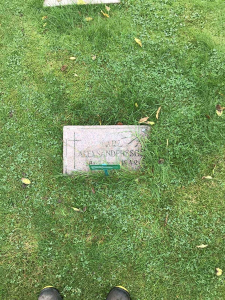 Grave number: B 02    22