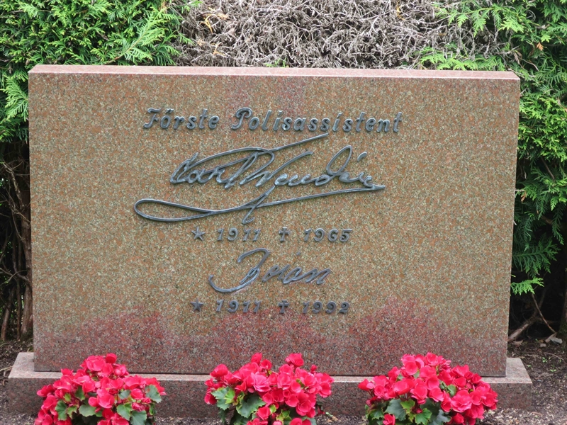 Grave number: HÖB 63    21