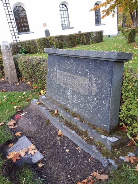 Gravnummer: GK F 1   221