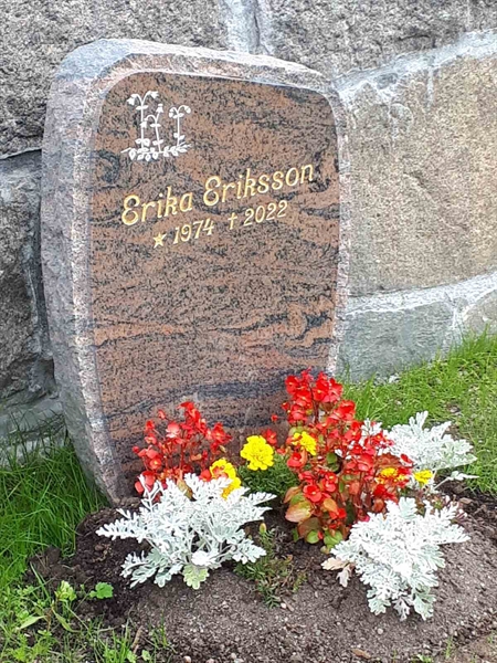 Grave number: NK F G   192